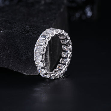 0.10Ct Emerald & Oval Eternity Labgrown Diamond Band - Pear Jewels