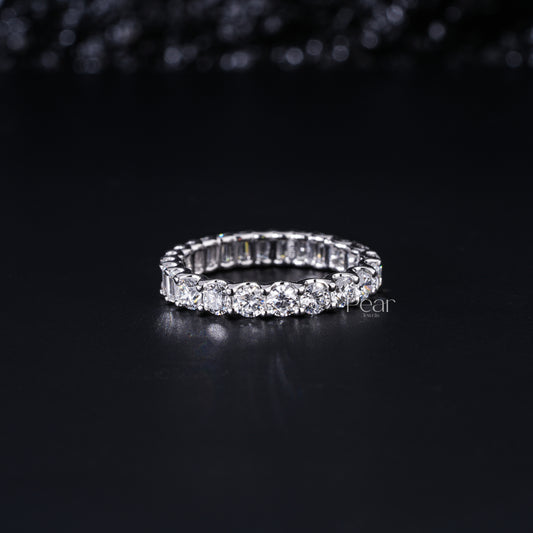 0.10Ct Emerald & Round Eternity Labgrown Diamond Band - Pear Jewels