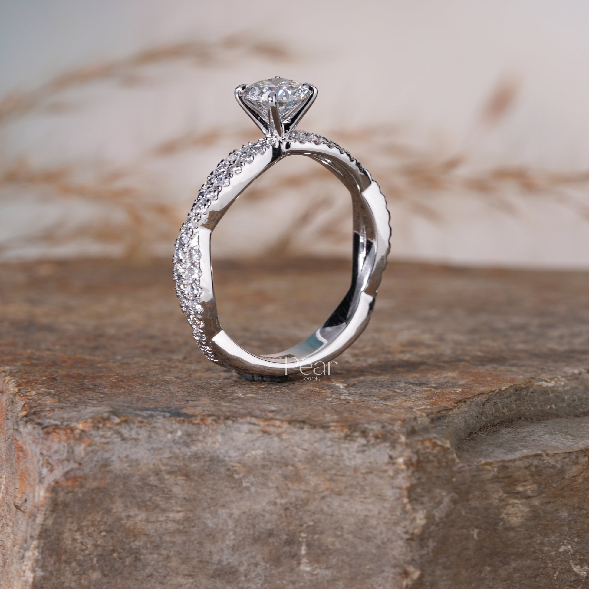 0.75Ct Round Multi Stone Labgrown Diamond Ring - Pear Jewels