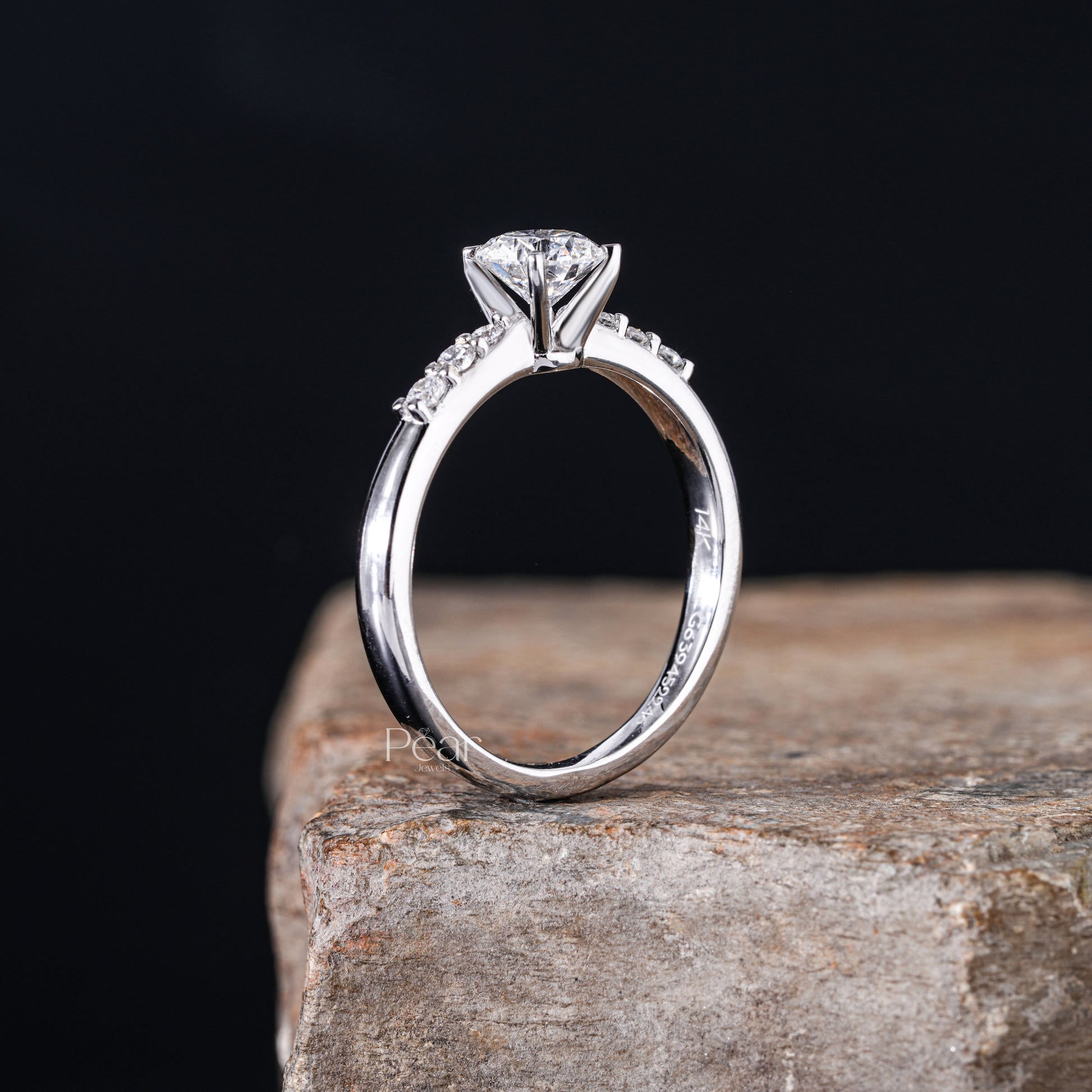 Seven-Stone Round Lab-Grown Diamond Ring - Pear Jewels