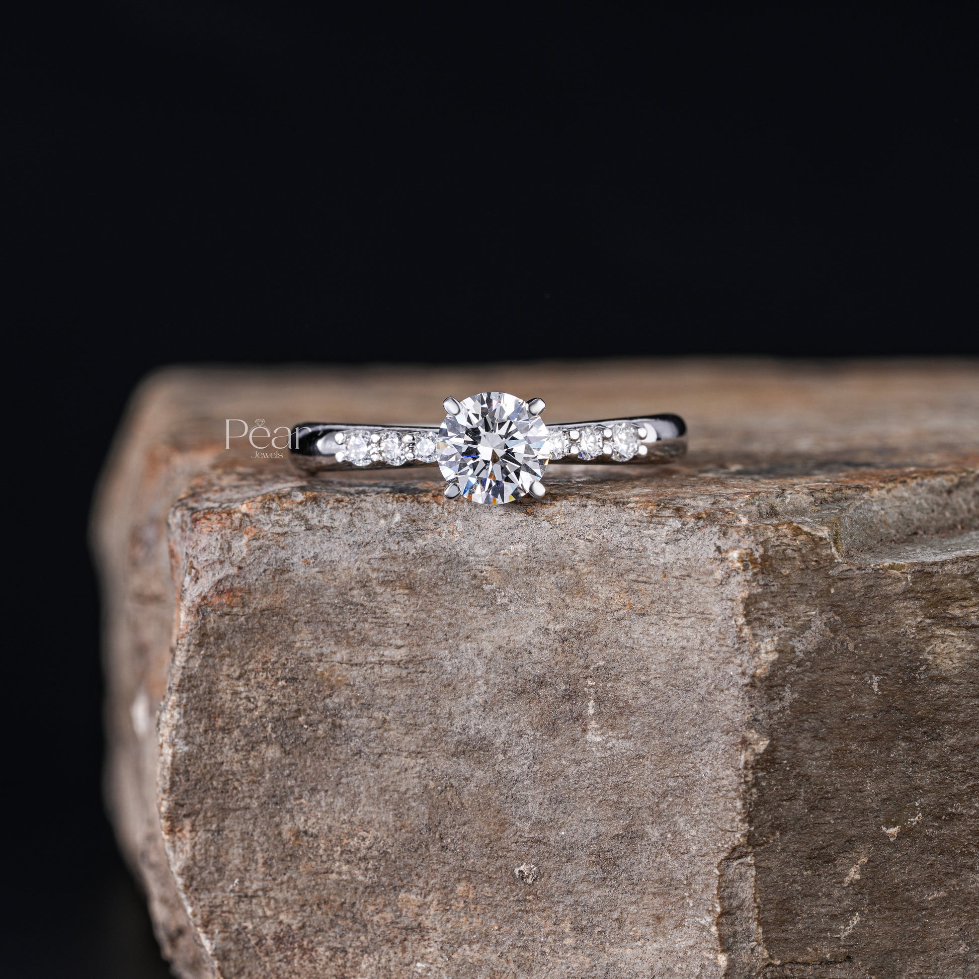 Seven-Stone Round Lab-Grown Diamond Ring - Pear Jewels