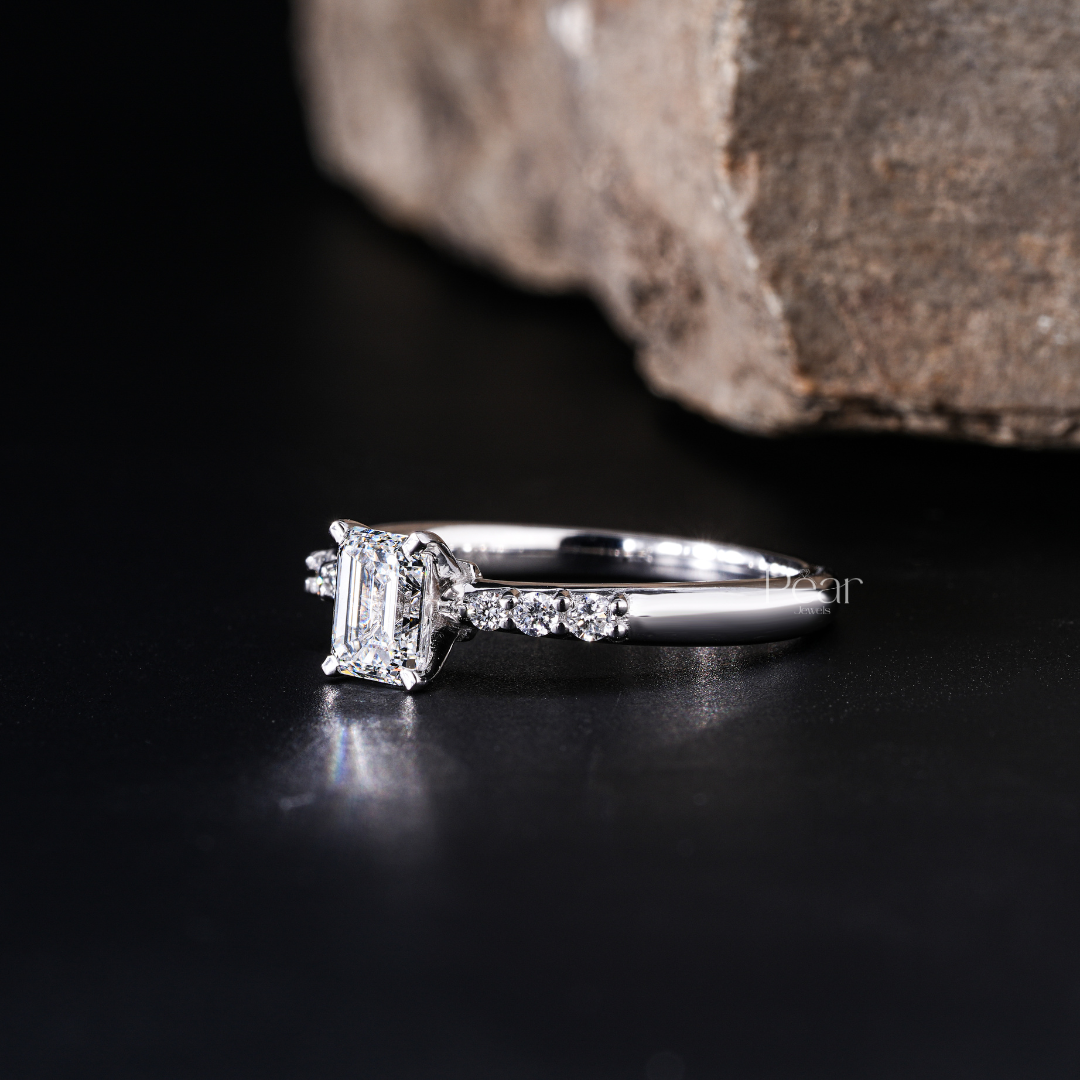 Seven-Stone Emerald & Round Lab-Grown Diamond Ring - Pear Jewels