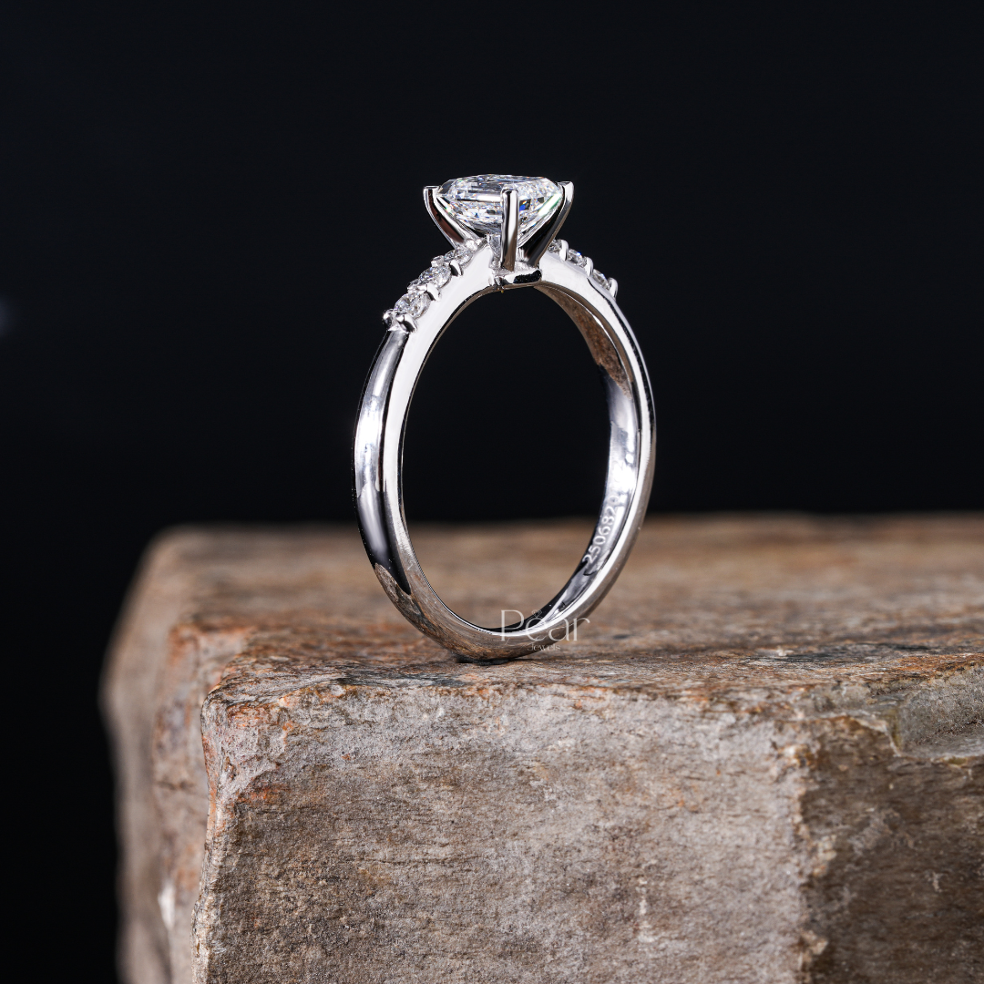 Seven-Stone Emerald & Round Lab-Grown Diamond Ring - Pear Jewels