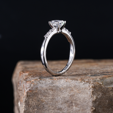 Seven-Stone Emerald & Round Lab-Grown Diamond Ring - Pear Jewels