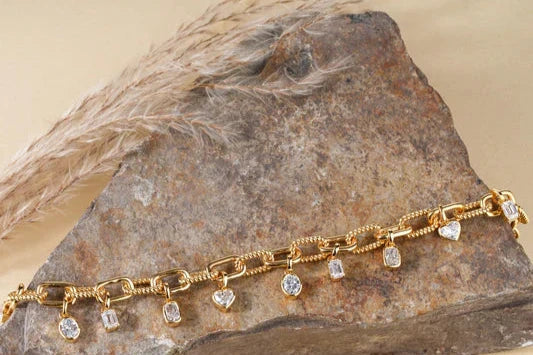 Create Your Own Custom Jewelry with Lab-Grown Diamonds - Pear Jewels