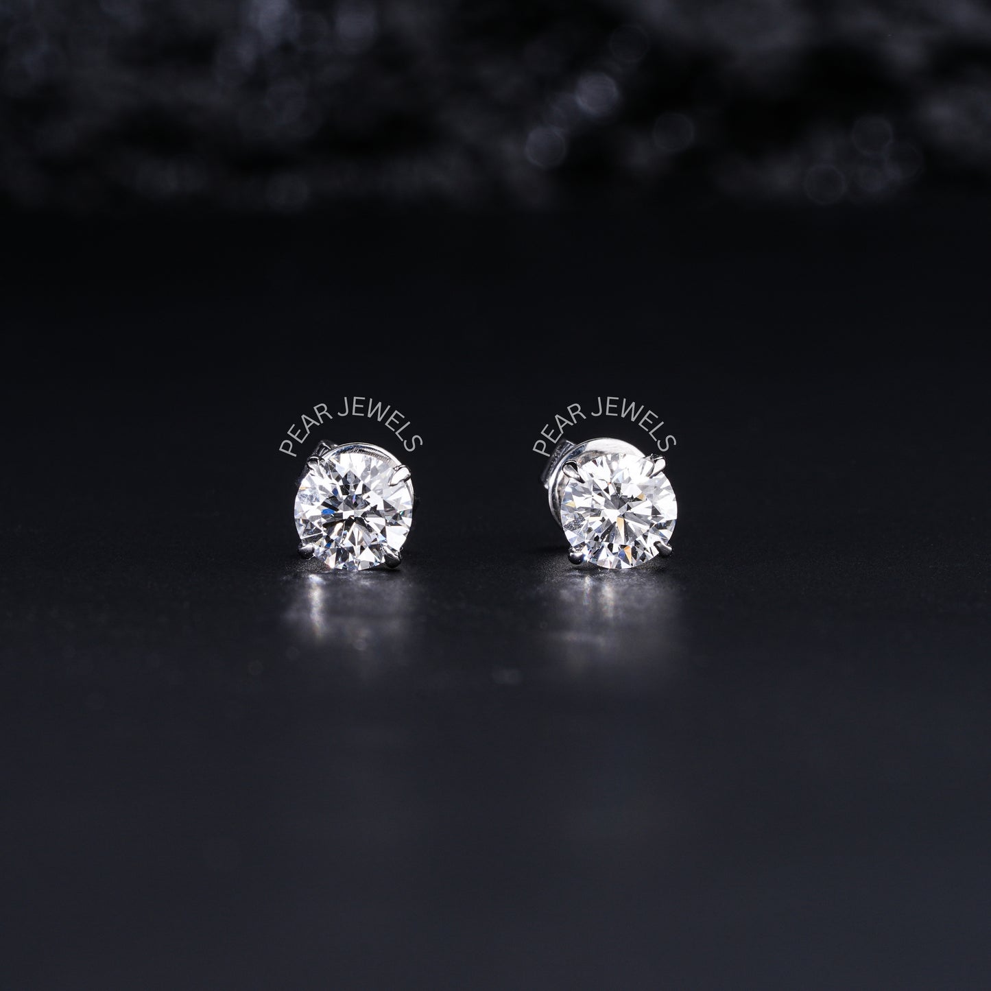 0.5Ct Each 4 prongs Labgrown Diamonds Studs