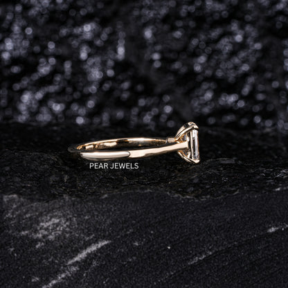 1.5ct Emerald Solitaire Labgrown Diamond Ring