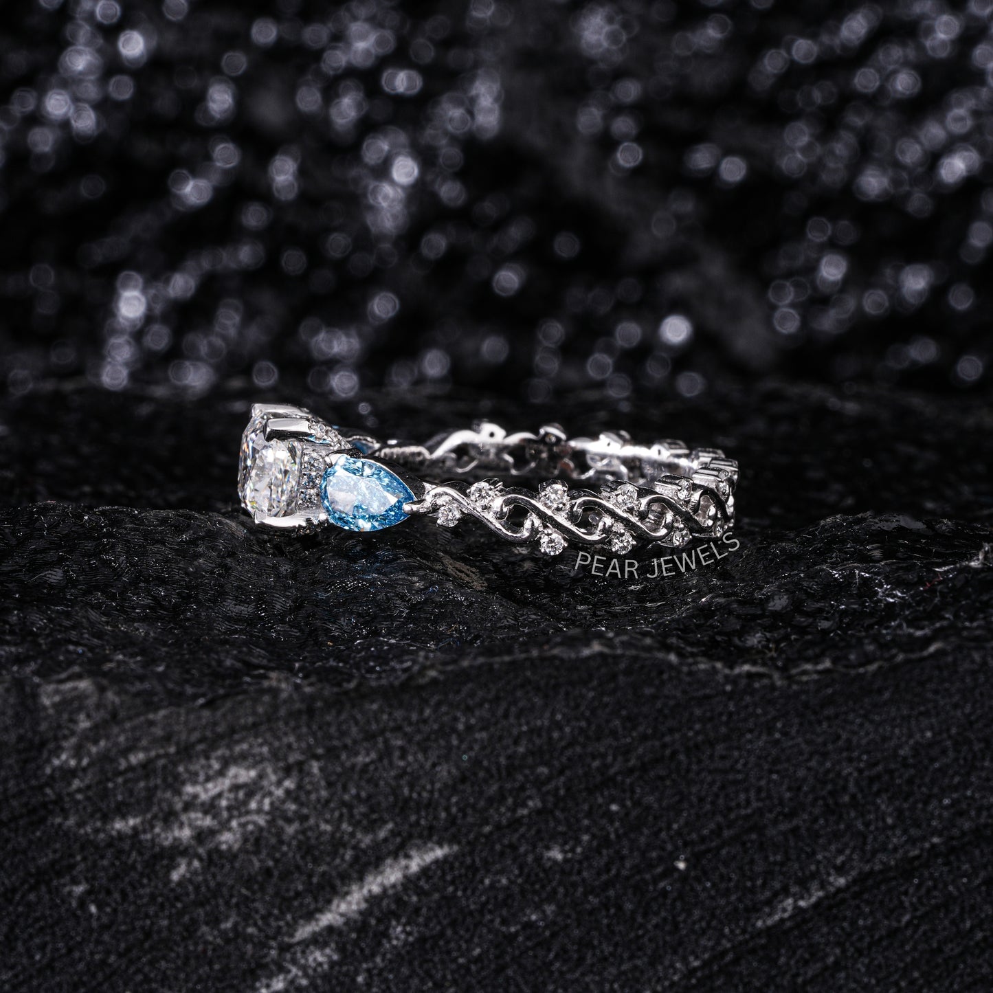 1.00Ct Cushion & Pear Fancy Labgrown Diamond Ring