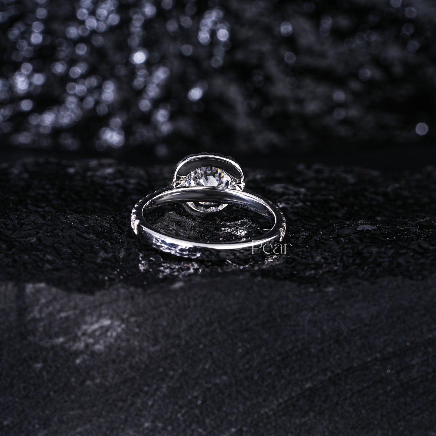 Round Halo Square Labgrown Diamond Ring - Pear Jewels