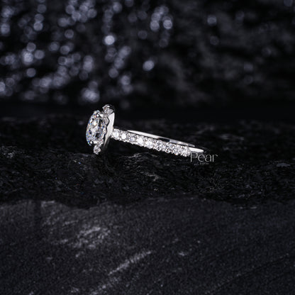 Round Halo Square Labgrown Diamond Ring - Pear Jewels