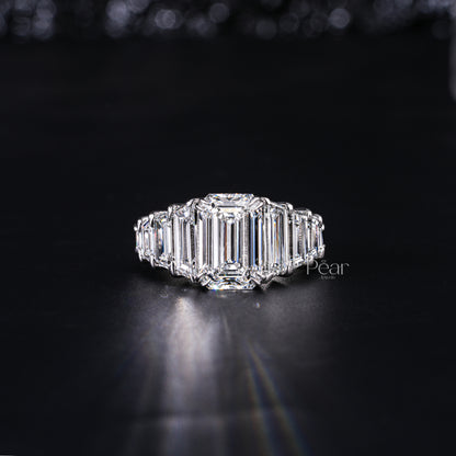 3.0Ct Emerald & Trapezoid Labgrown Diamond Ring